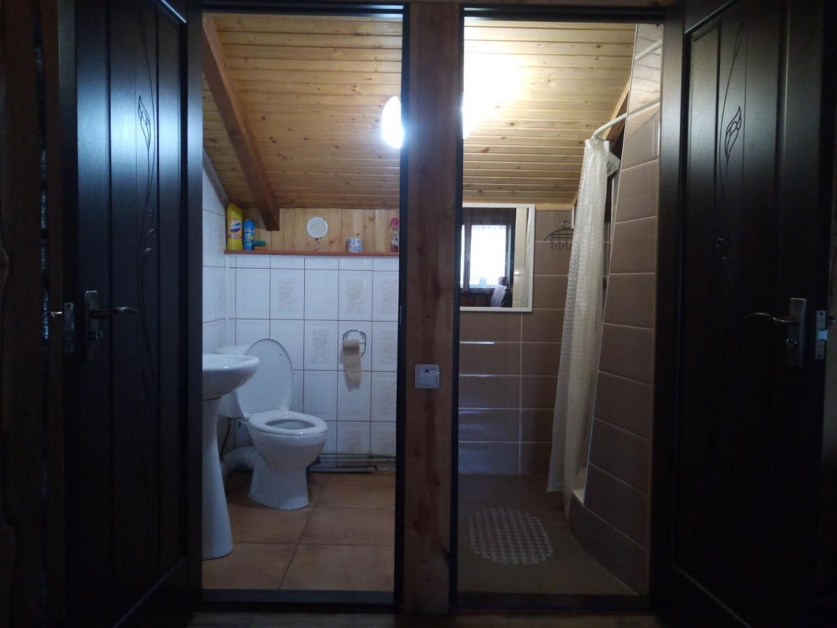 Апартаменти "У Кузьмича" 1 Mykulyčyn Exteriér fotografie