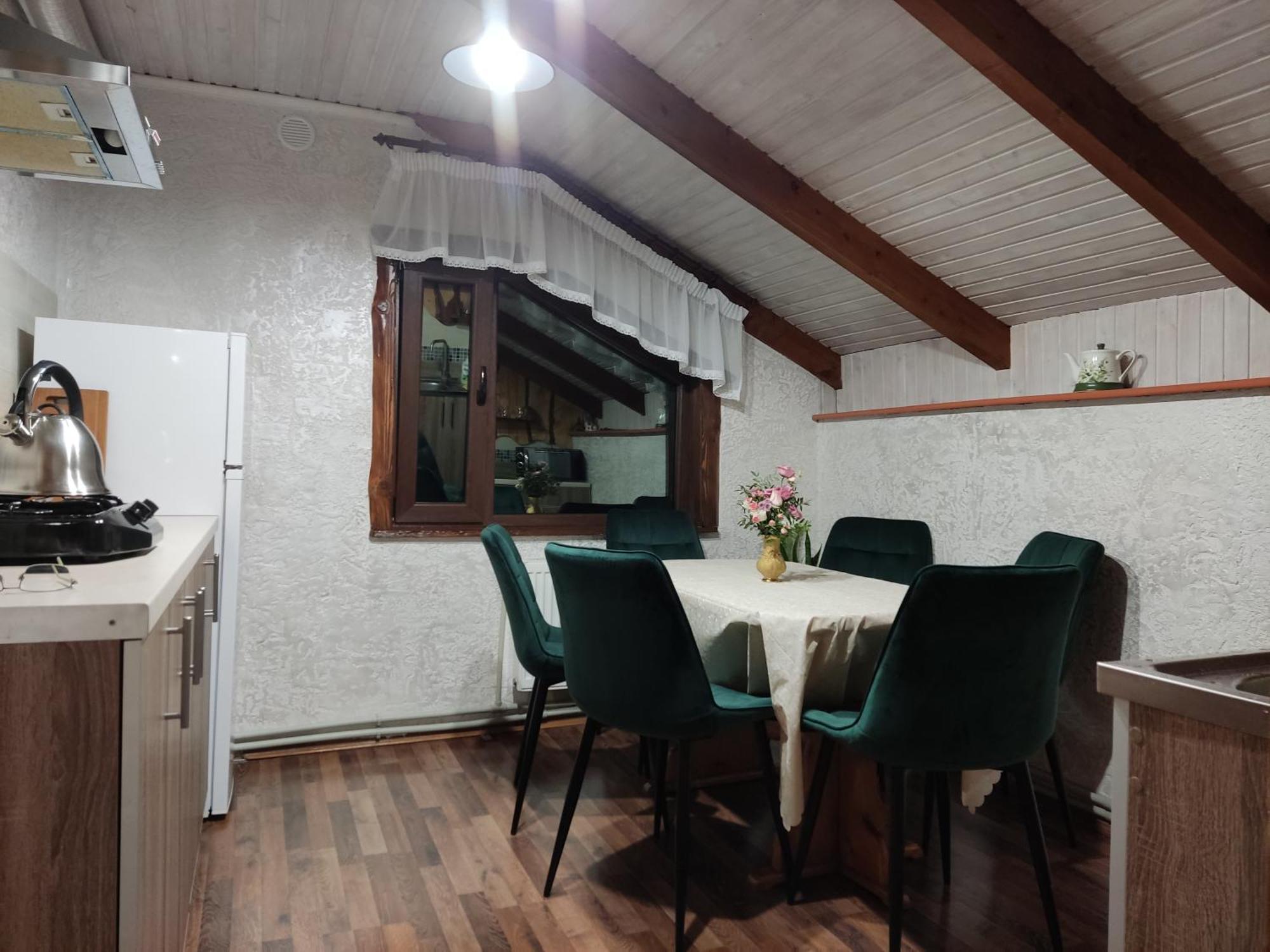 Апартаменти "У Кузьмича" 1 Mykulyčyn Exteriér fotografie